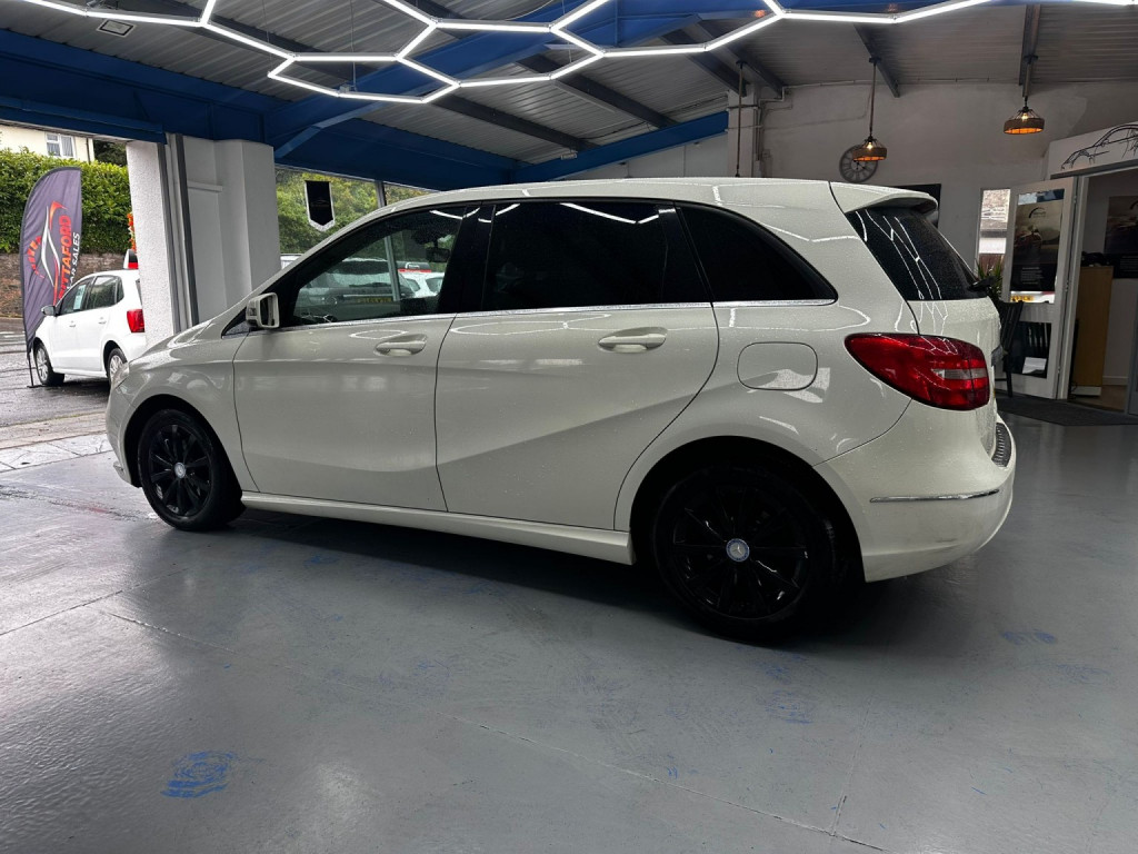 MERCEDES-BENZ B CLASS
