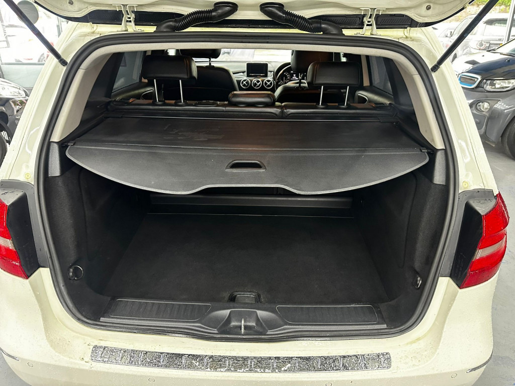 MERCEDES-BENZ B CLASS