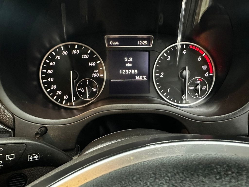 MERCEDES-BENZ B CLASS