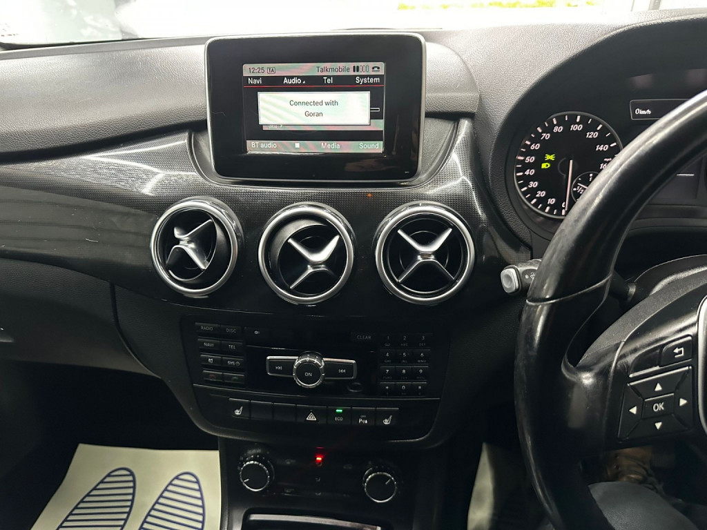 MERCEDES-BENZ B CLASS