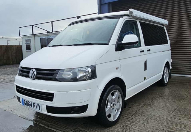 VOLKSWAGEN TRANSPORTER