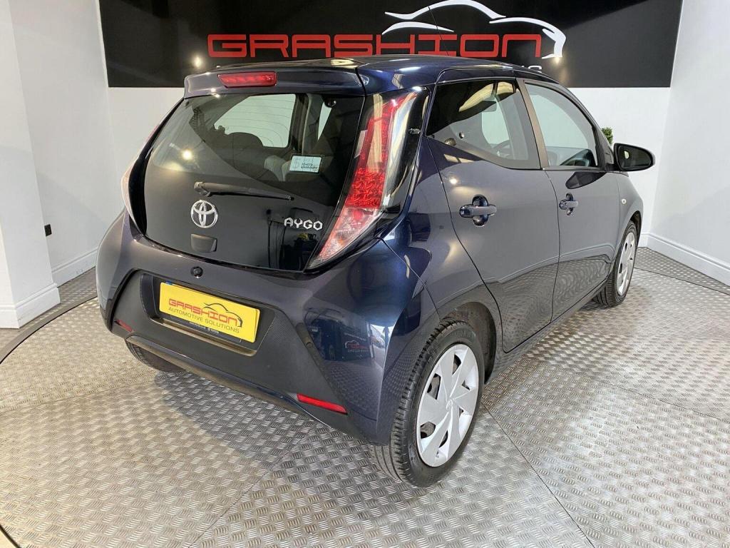 TOYOTA AYGO
