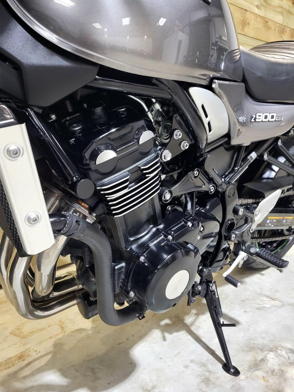 KAWASAKI Z900