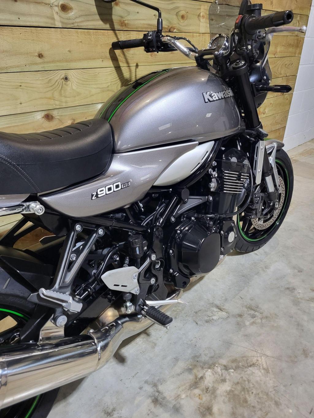 KAWASAKI Z900