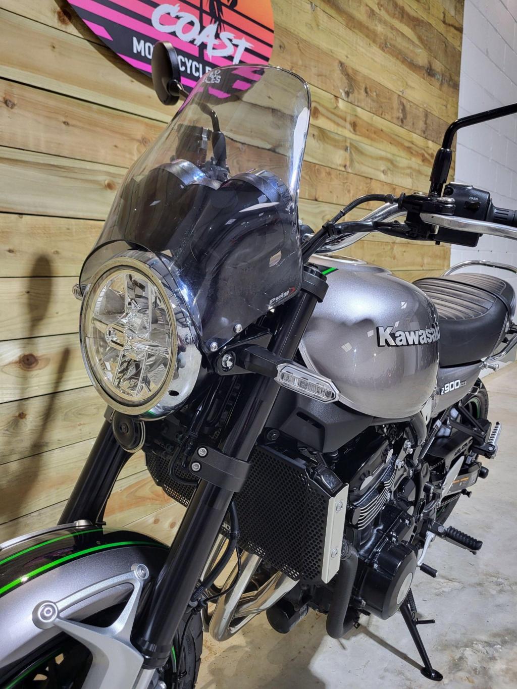 KAWASAKI Z900
