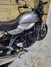 KAWASAKI Z900