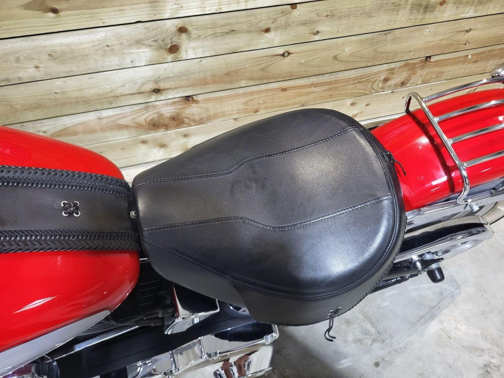 HARLEY-DAVIDSON Softail