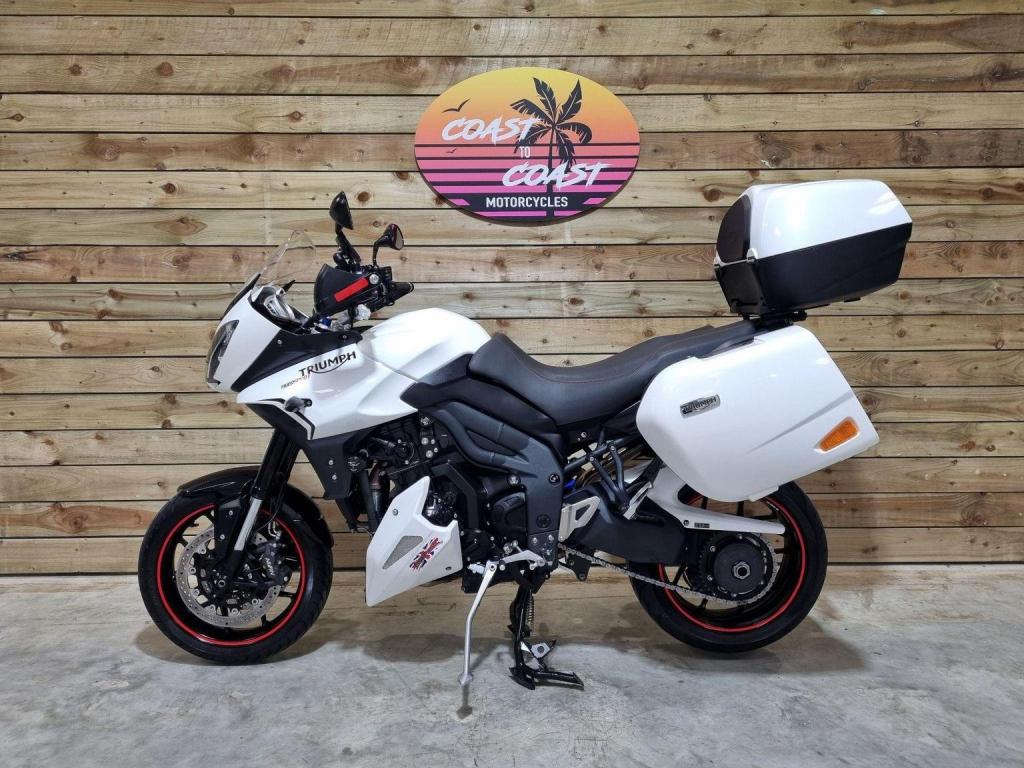 TRIUMPH TIGER 1050