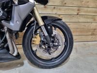 TRIUMPH STREET TRIPLE 675