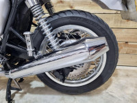 TRIUMPH THRUXTON 900