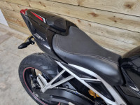 TRIUMPH STREET TRIPLE 765