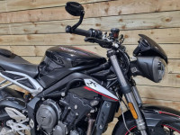 TRIUMPH STREET TRIPLE 765