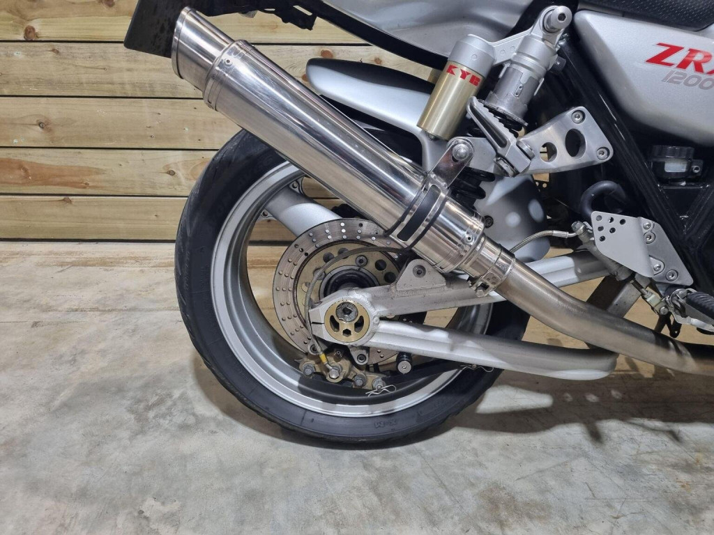 KAWASAKI ZRX1200