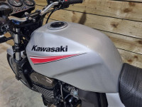 KAWASAKI ZRX1200
