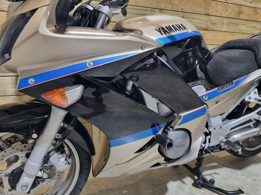 YAMAHA FJR1300