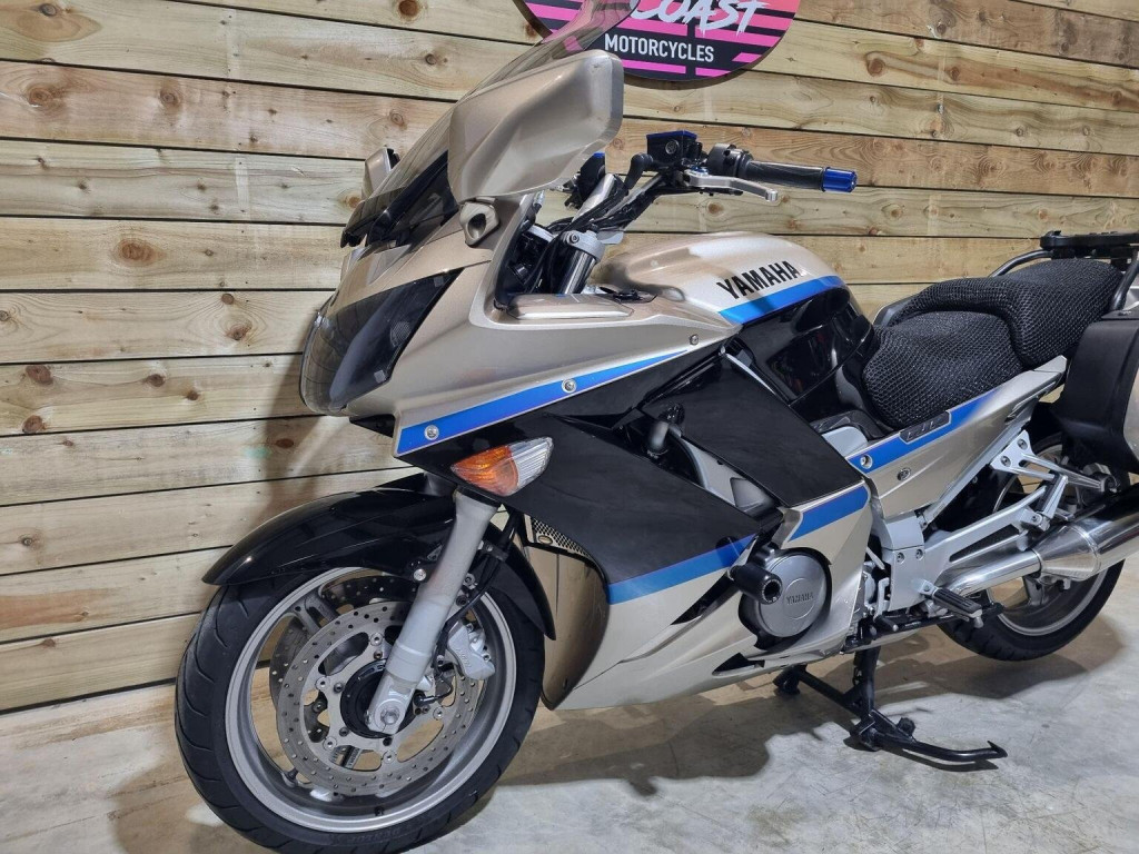 YAMAHA FJR1300