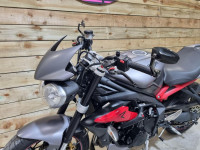 TRIUMPH STREET TRIPLE 675