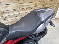 TRIUMPH STREET TRIPLE 675