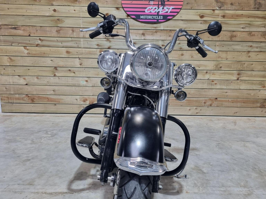 HARLEY-DAVIDSON Softail