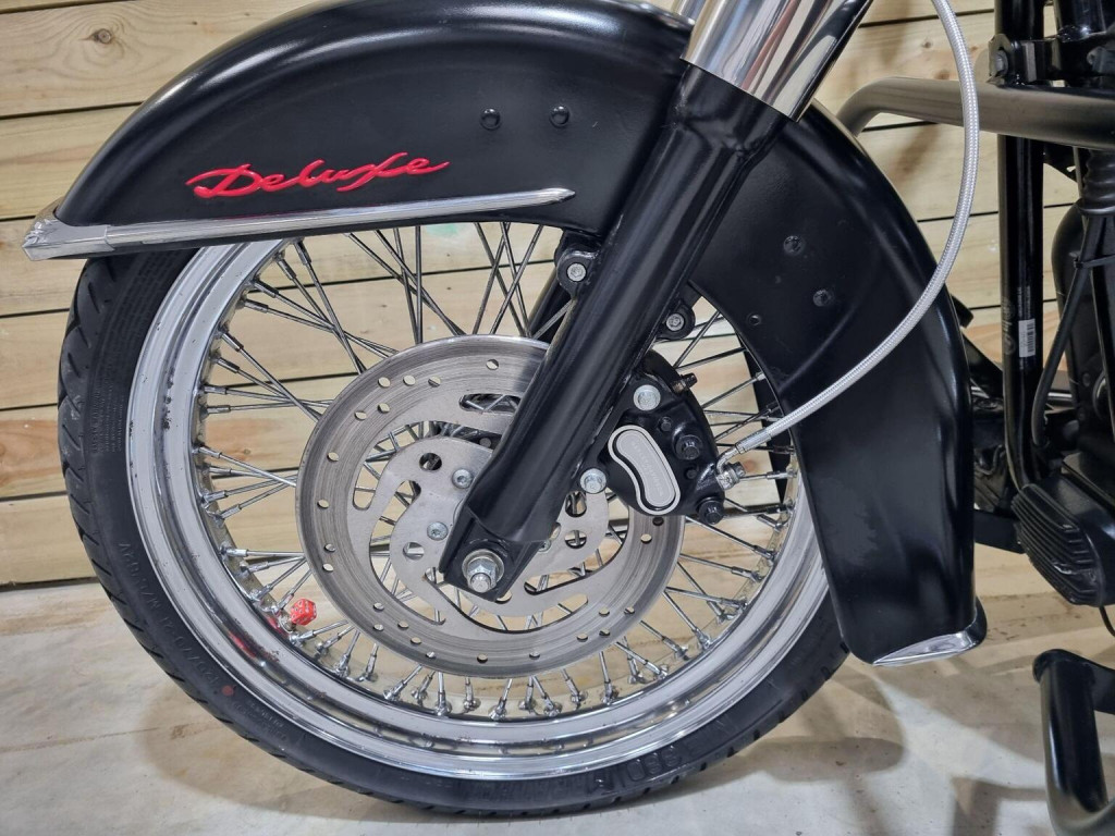 HARLEY-DAVIDSON Softail