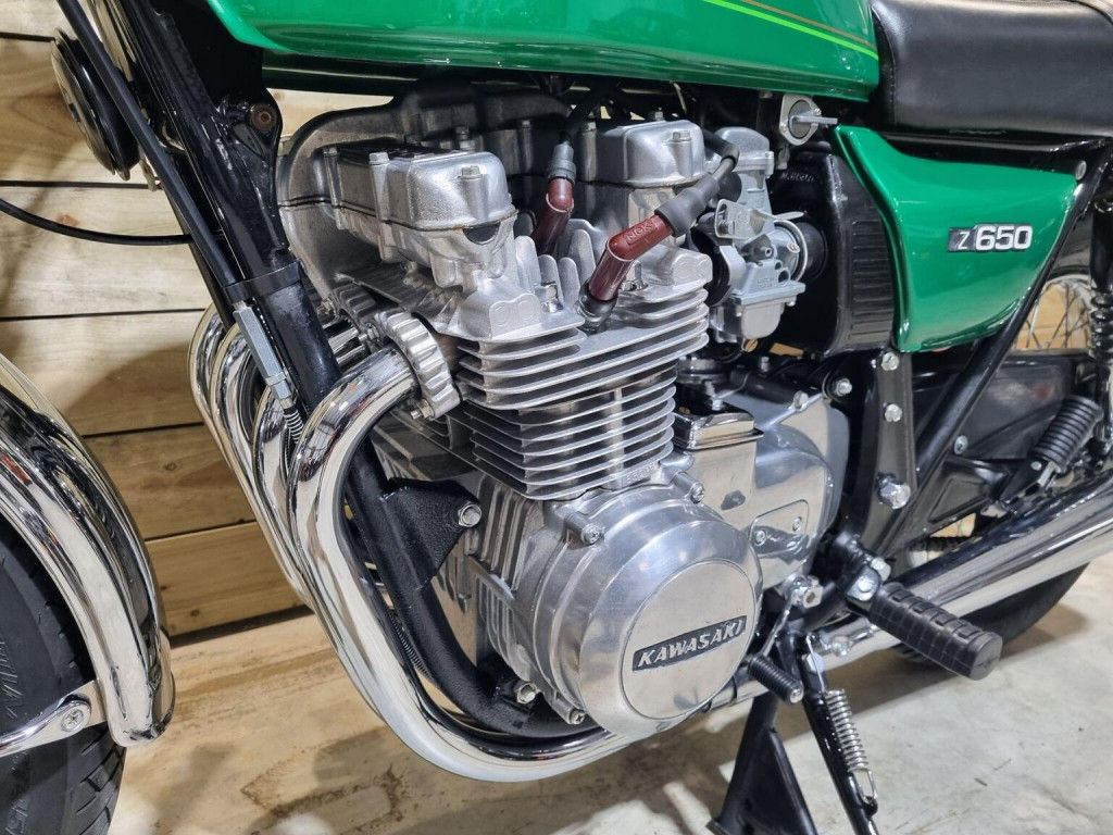 KAWASAKI Z650