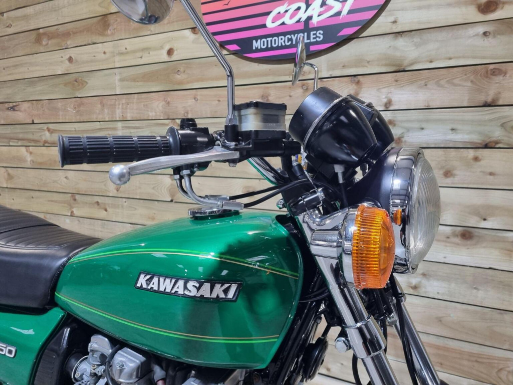 KAWASAKI Z650