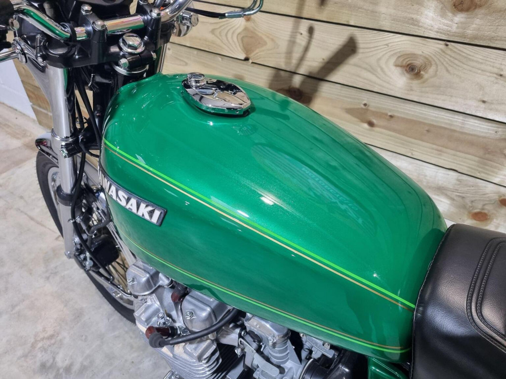 KAWASAKI Z650
