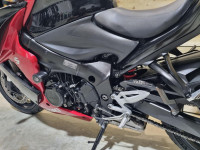 SUZUKI GSX-S1000F