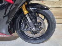 SUZUKI GSX-S1000F