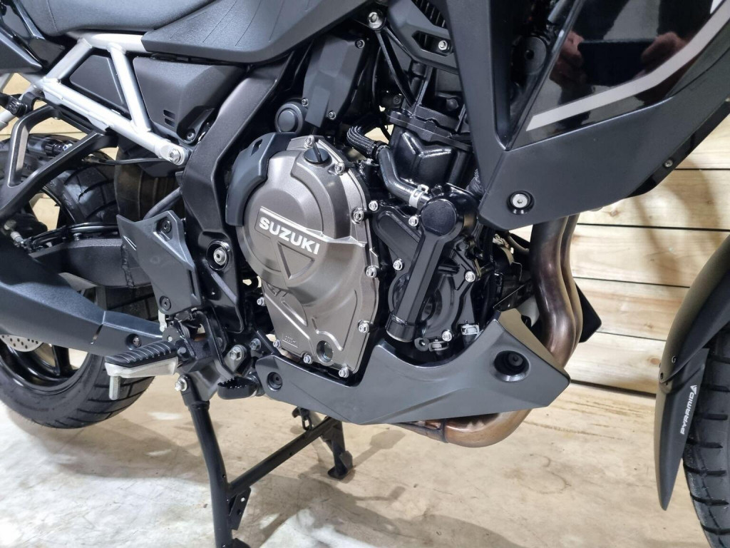SUZUKI V-STROM
