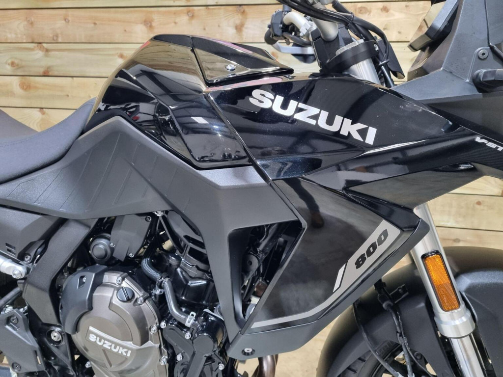 SUZUKI V-STROM