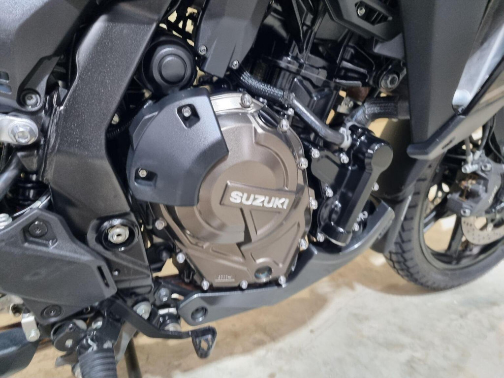 SUZUKI V-STROM