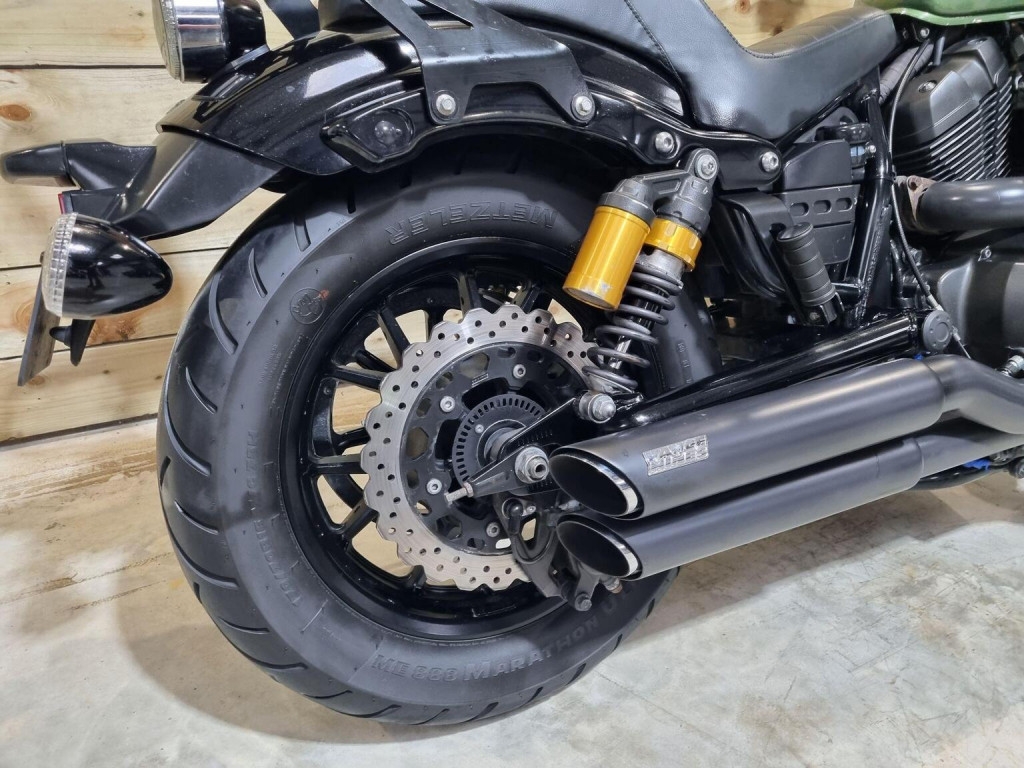 YAMAHA XV950