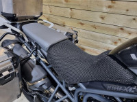 TRIUMPH TIGER 800