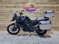 TRIUMPH TIGER 800