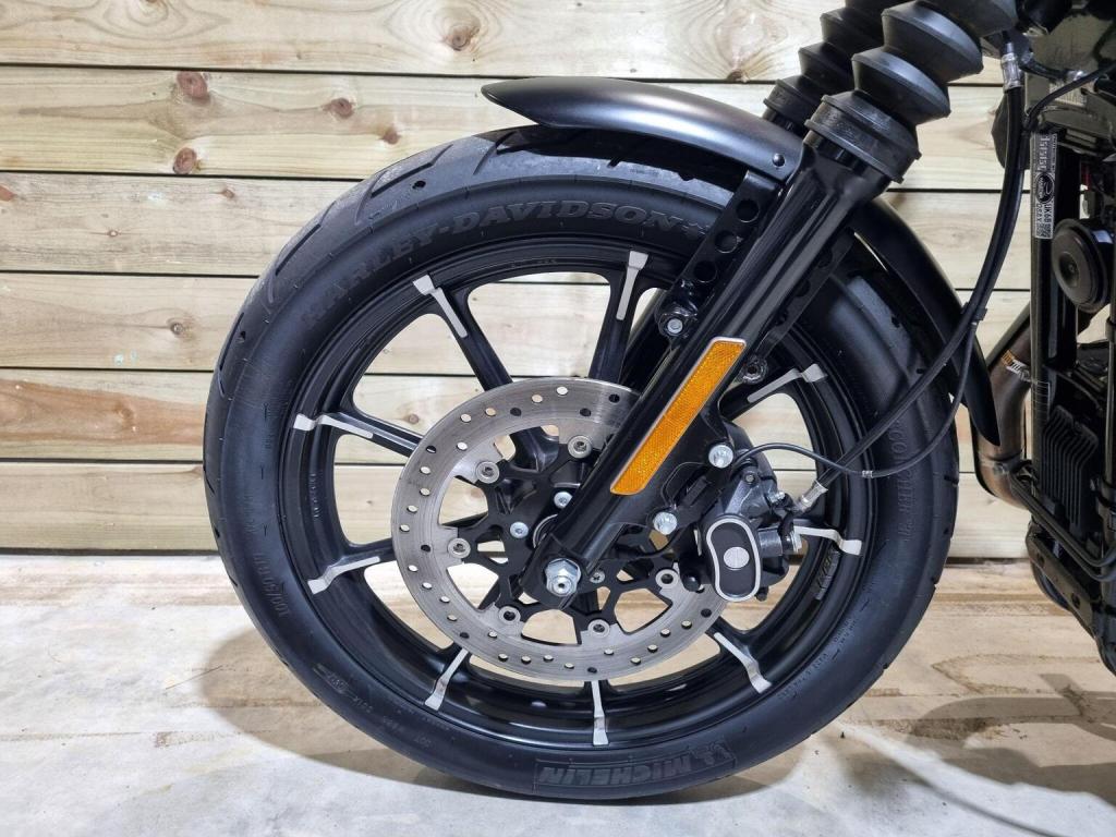 HARLEY-DAVIDSON Sportster