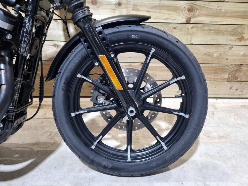 HARLEY-DAVIDSON Sportster