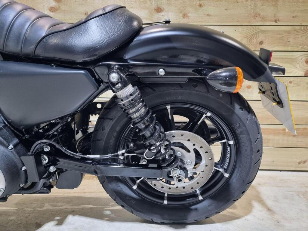 HARLEY-DAVIDSON Sportster