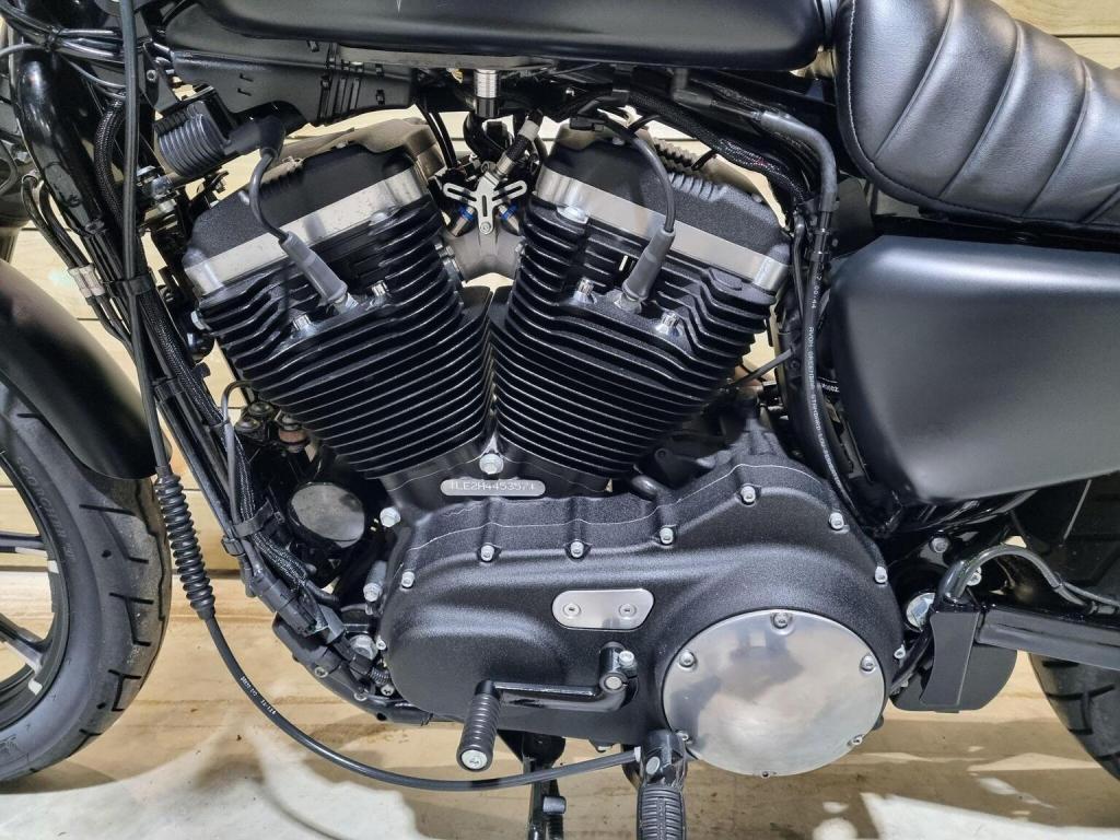 HARLEY-DAVIDSON Sportster