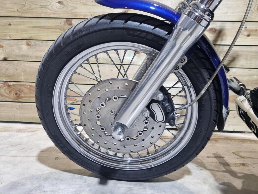 HARLEY-DAVIDSON Dyna