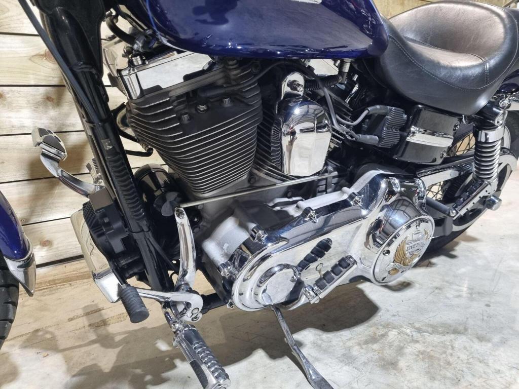 HARLEY-DAVIDSON Dyna