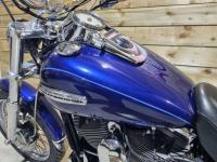 HARLEY-DAVIDSON Dyna