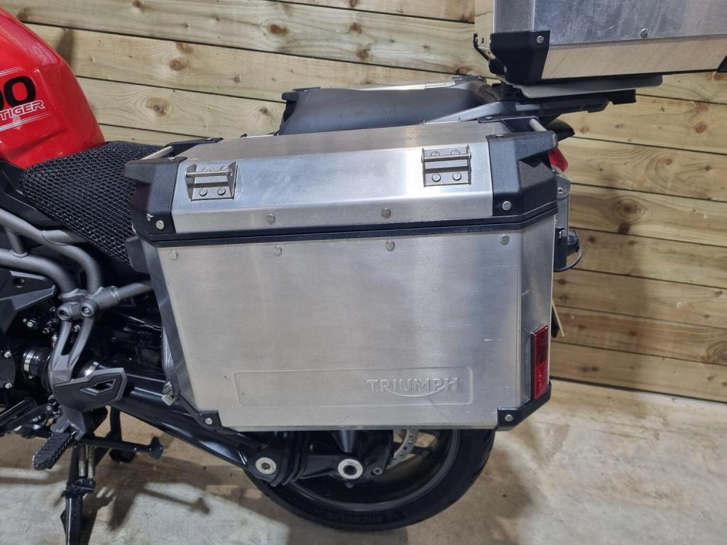TRIUMPH TIGER 1200