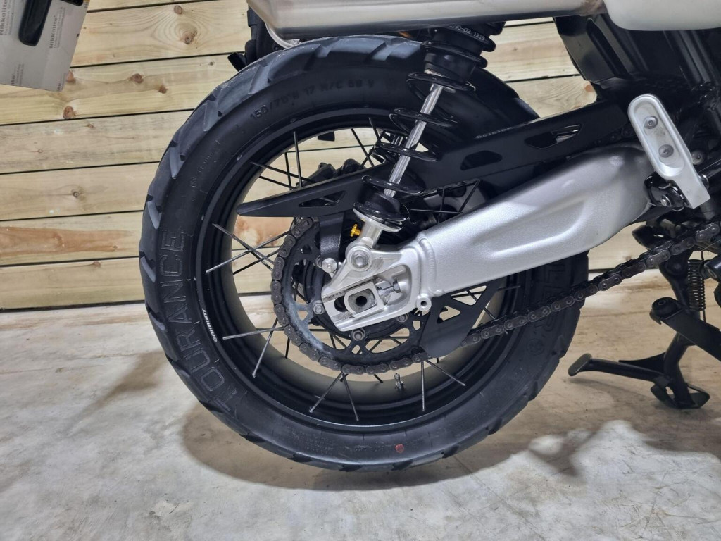 TRIUMPH SCRAMBLER 1200