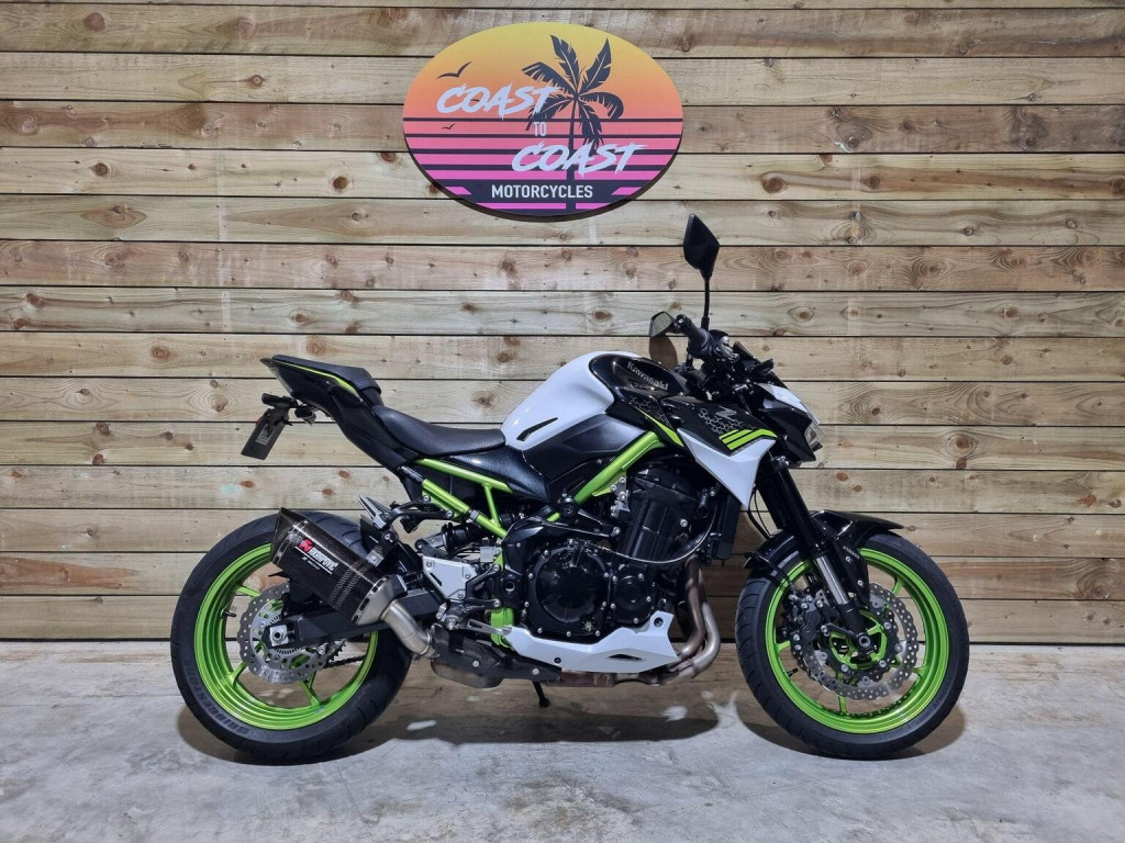 KAWASAKI Z900