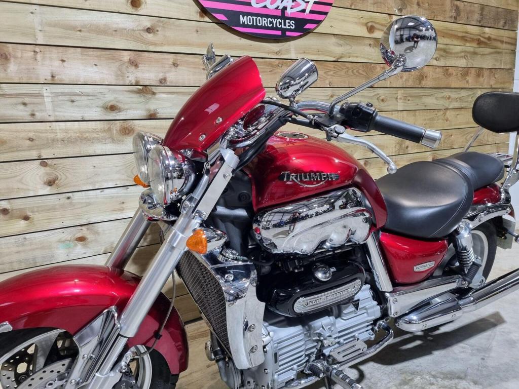 TRIUMPH Rocket III