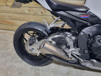 HONDA CBR1000RR Fireblade