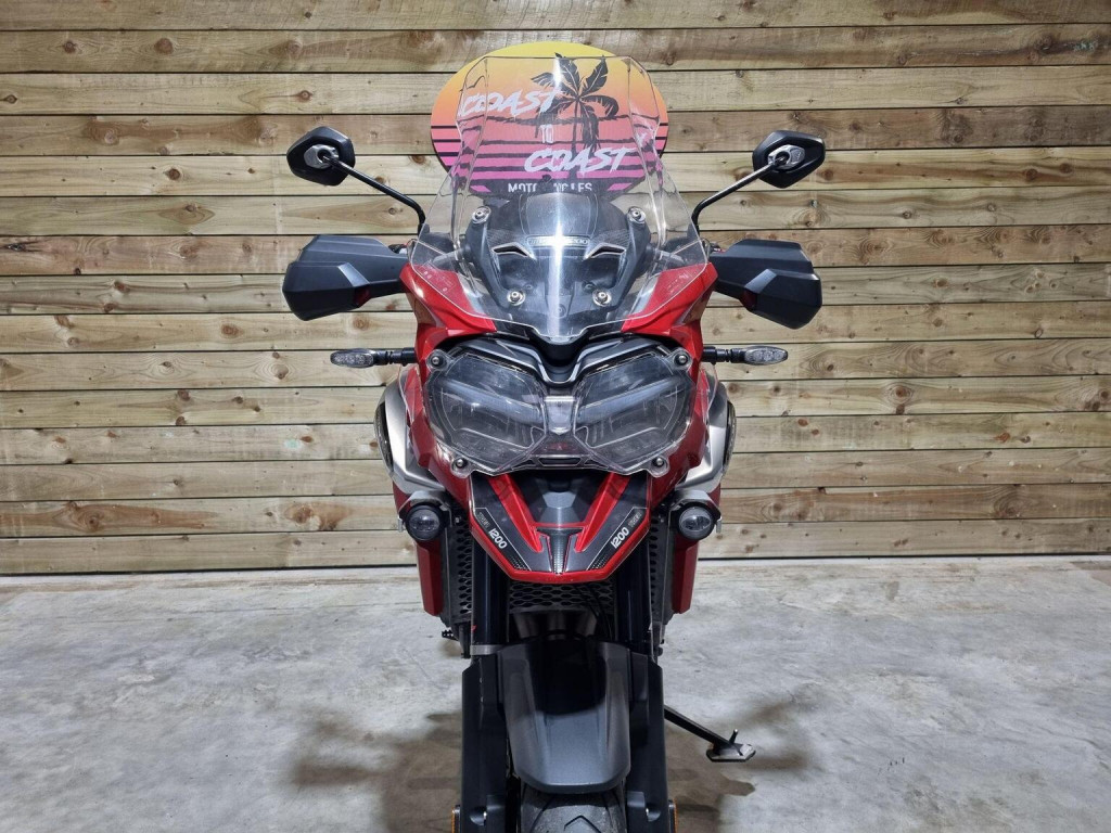 TRIUMPH TIGER 1200