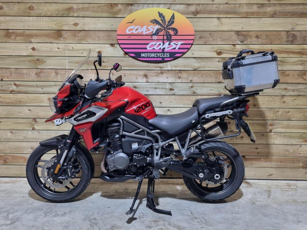 TRIUMPH TIGER 1200