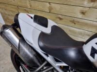 TRIUMPH SPEED TRIPLE 1050